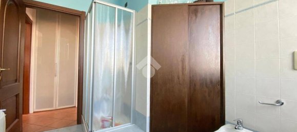 Apartamento de 2 dormitorios en Bollate, Italy No. 371722 25