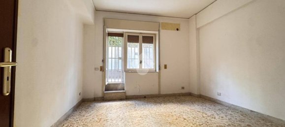 1 bedroom Apartment in Messina, Italy No. 321045 6
