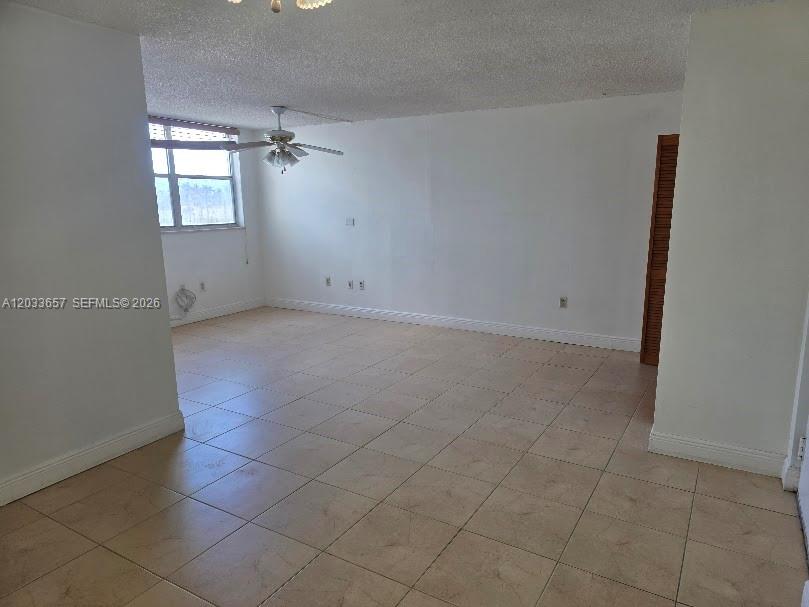 2 chambres appartement à louer à Miami, Miami-Dade, Florida, USA № 615032