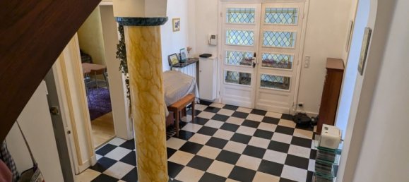 6 bedrooms House in Vendome, France No. 247881 4