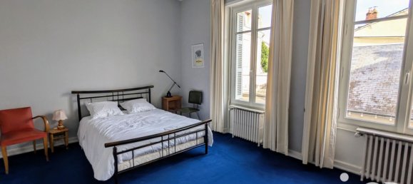 6 bedrooms House in Vendome, France No. 247881 9