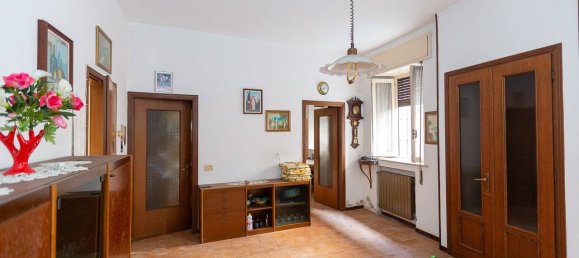 Дом с 5 спальнями в Ривольта д’Адда, Италия № 70805 8