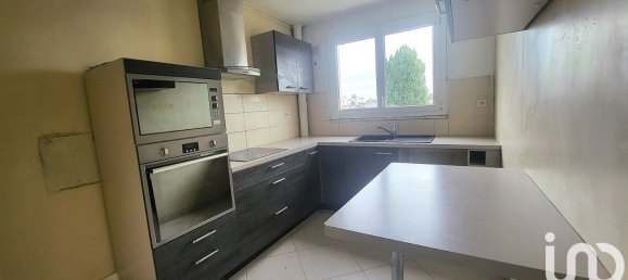 3 Schlafzimmer Wohnung in Saint-Jean-de-Braye, France, Nr. 241293 5