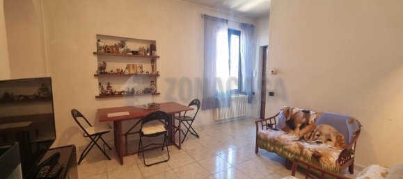 Apartamento de 2 divisões em Gallarate, Italy N.º 75782 5