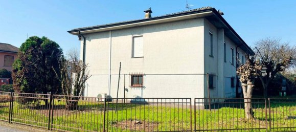 5 rooms Villa in Pandino, Italy No. 136464 3