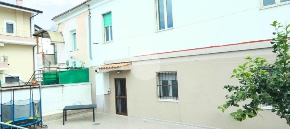 Вилла с 4 комнатами в Сан Джованни Театино, Италия № 14644 14