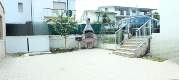 Вилла с 4 комнатами в Сан Джованни Театино, Италия № 14644 12