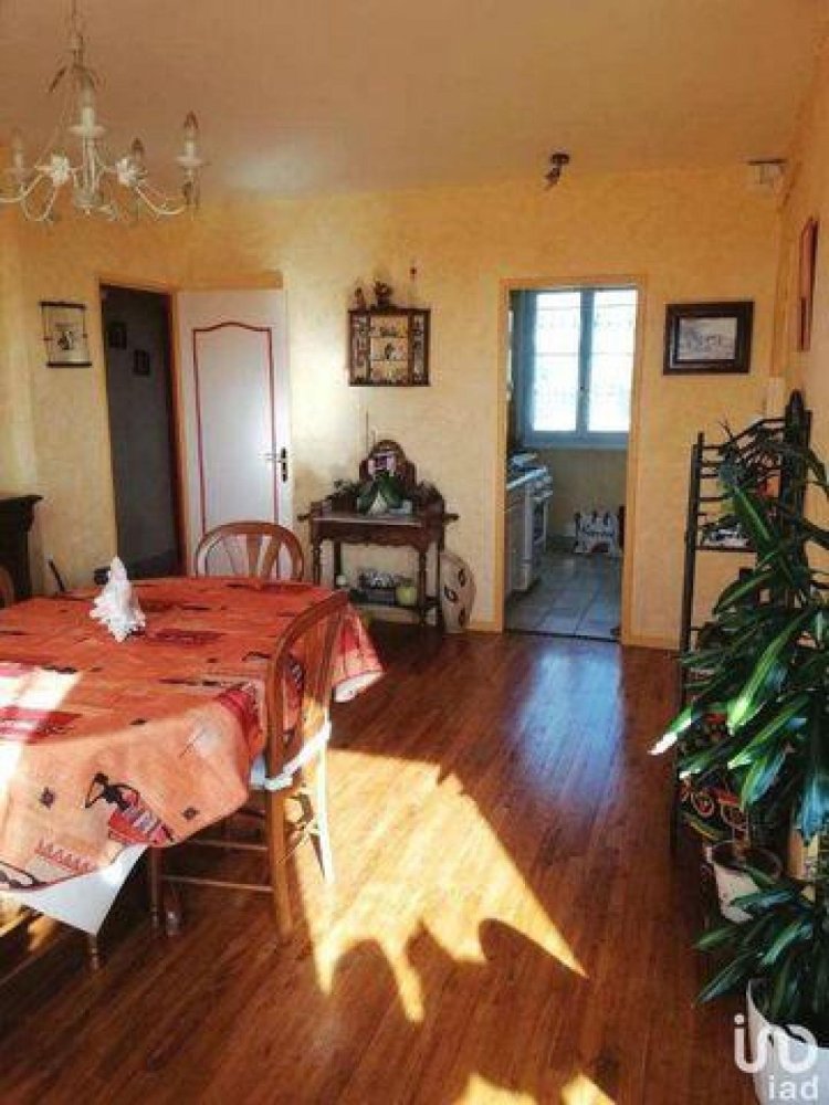 2 chambres Condo à Niort, France No. 37590