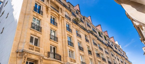 4 bedrooms Apartment in Paris, France No. 336984 8