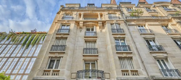 4 bedrooms Apartment in Paris, France No. 336984 22
