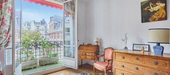 4 bedrooms Apartment in Paris, France No. 336984 11