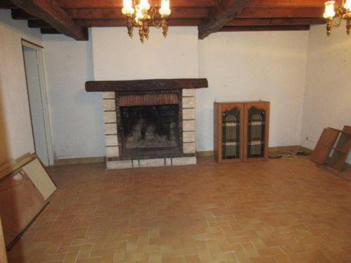 2 bedrooms House in Lapalisse, France No. 11215