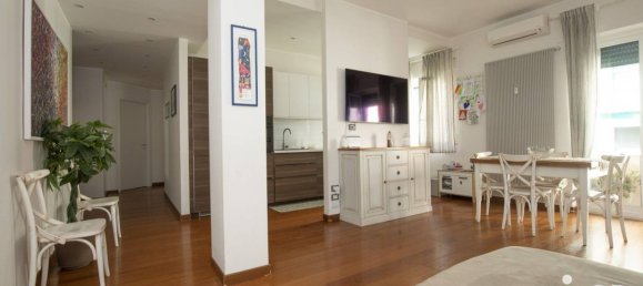 2 Schlafzimmer Wohnung in Genoa, Italy, Nr. 280957 2