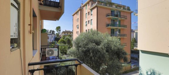 2 Schlafzimmer Wohnung in Genoa, Italy, Nr. 280957 9