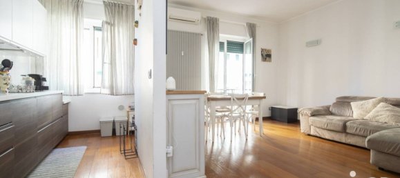 2 Schlafzimmer Wohnung in Genoa, Italy, Nr. 280957 6
