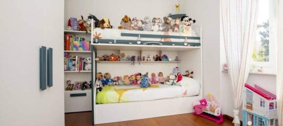 2 Schlafzimmer Wohnung in Genoa, Italy, Nr. 280957 15