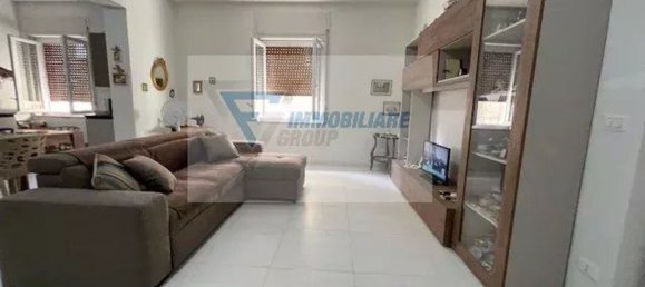 Apartamento de 3 dormitorios en Syracuse, Italy No. 357636 4