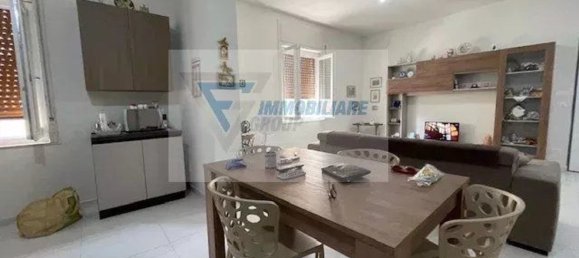 Apartamento de 3 dormitorios en Syracuse, Italy No. 357636 10