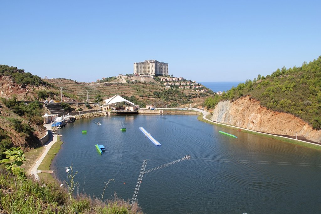 Villa 3+1 in Kargicak, Turkey No. 13186