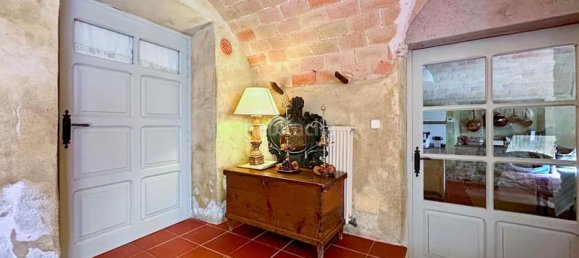 6 bedrooms House in Garrigas, Spain No. 81029 34