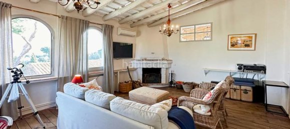 6 bedrooms House in Garrigas, Spain No. 81029 19