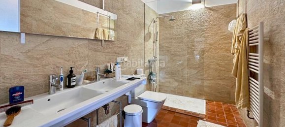 6 bedrooms House in Garrigas, Spain No. 81029 23