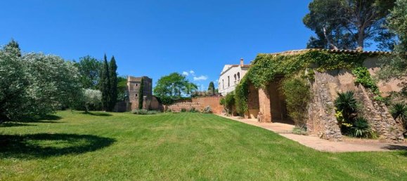 6 bedrooms House in Garrigas, Spain No. 81029 7