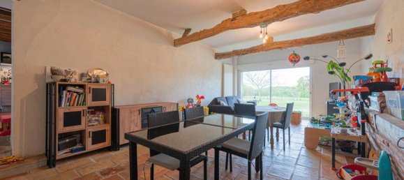 3 bedrooms House in Thil, France No. 339004 4