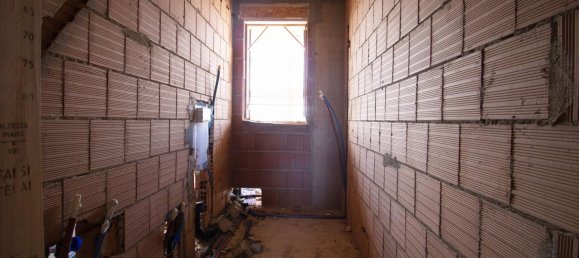 Apartamento de 3 divisões em Prato, Italy N.º 25301 9