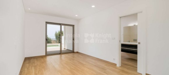 3 bedrooms House in Mexilhoeira Grande, Portugal No. 121373 16