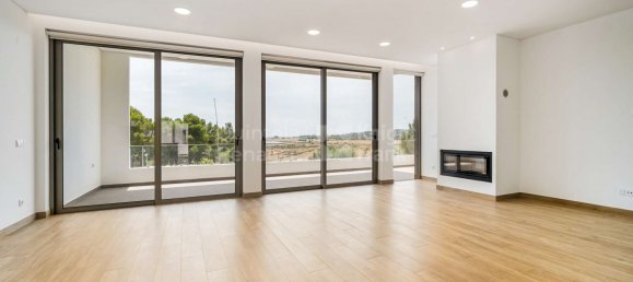 3 bedrooms House in Mexilhoeira Grande, Portugal No. 121373 11