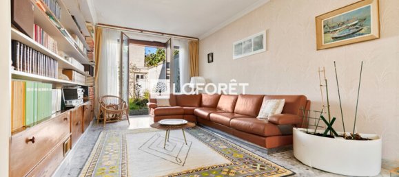 Casa de 3 dormitorios en Suresnes, France No. 188280 4