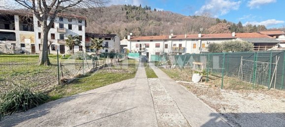 6 rooms House in Pordenone, Italy No. 19757 30