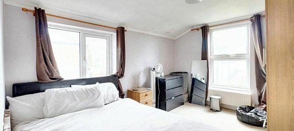 3 bedrooms House in West Drayton, United Kingdom No. 5068 6