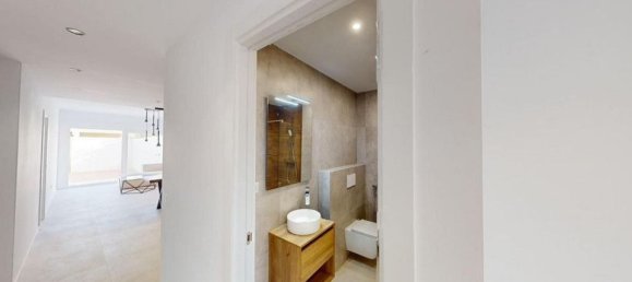 3 bedrooms Apartment in Alicante, Spain No. 158837 18