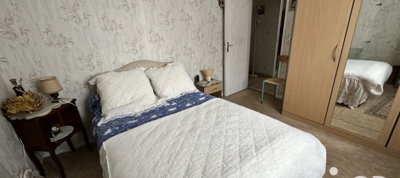 Casa T2 em Fontaine-la-Guyon, France N.º 57002 25