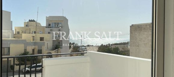 Apartamento de 2 dormitorios en Marsaskala, Malta No. 8400 9