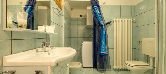 6 rooms House in Pianello del Lario, Italy No. 97513 37