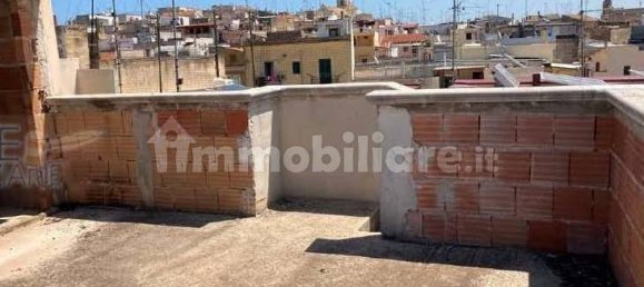 2 bedrooms Apartment in Palo del Colle, Italy No. 371110 2