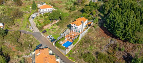 3 bedrooms House in Canico, Portugal No. 122006 6