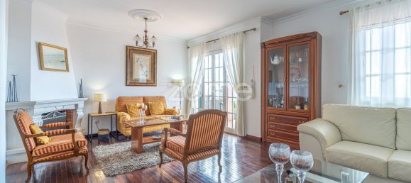 3 bedrooms House in Canico, Portugal No. 122006 17