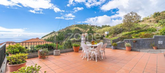 3 bedrooms House in Canico, Portugal No. 122006 45