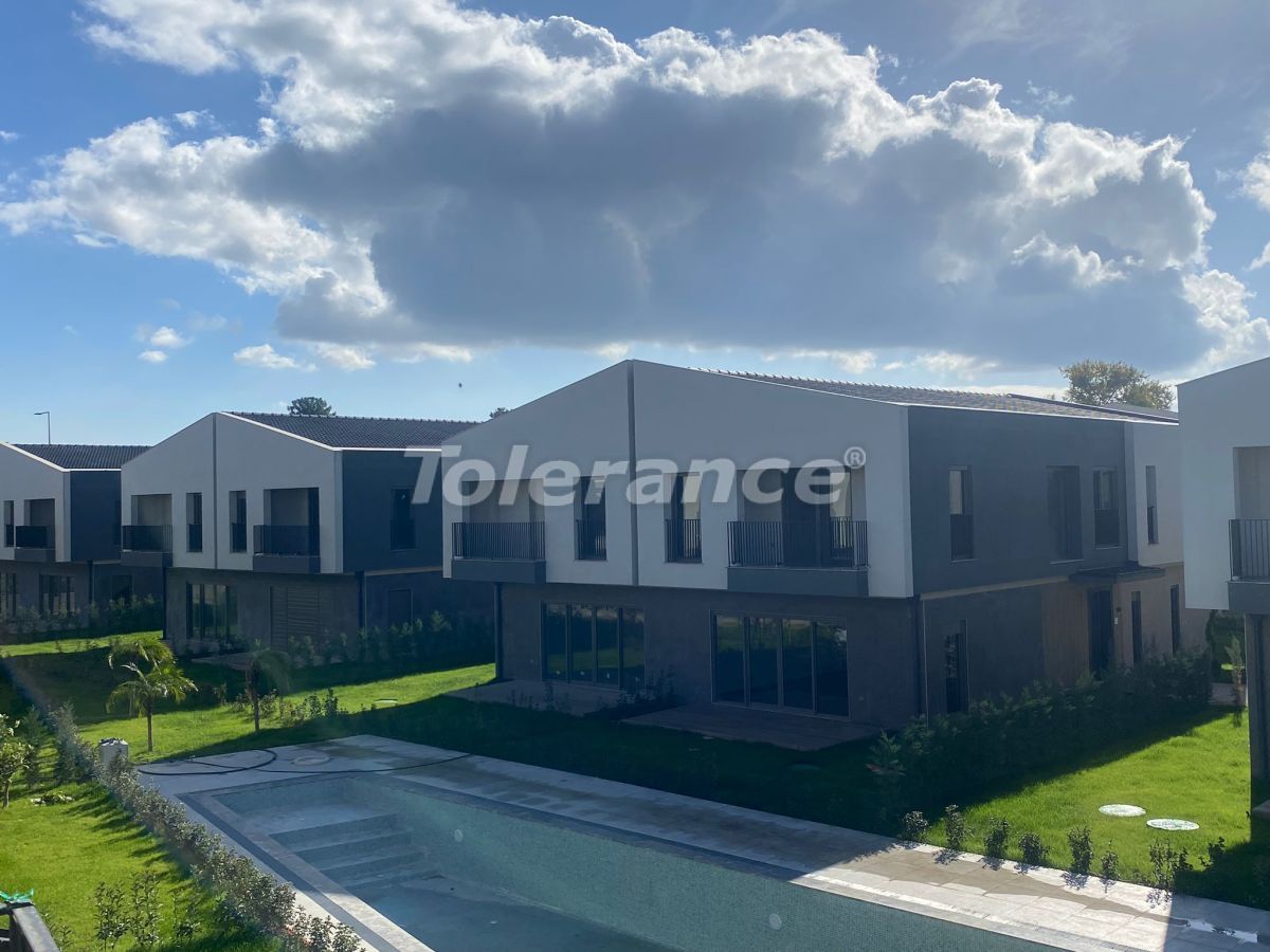 Villa 5+1 in Antalya, Turkey No. 8562