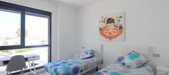 3 غرف نوم فيلا في Alicante, Spain رقم 177095 15