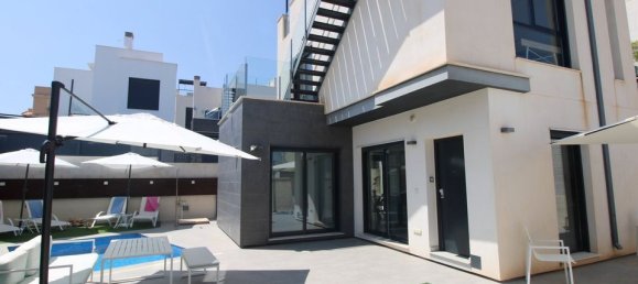 3 غرف نوم فيلا في Alicante, Spain رقم 177095 5