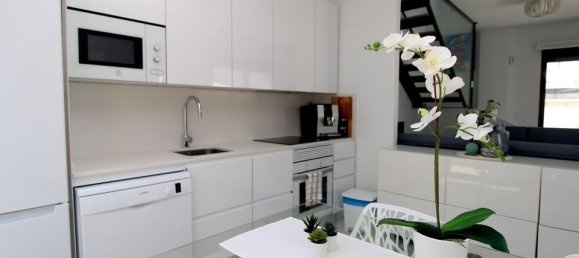 3 غرف نوم فيلا في Alicante, Spain رقم 177095 7