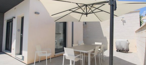 3 غرف نوم فيلا في Alicante, Spain رقم 177095 25