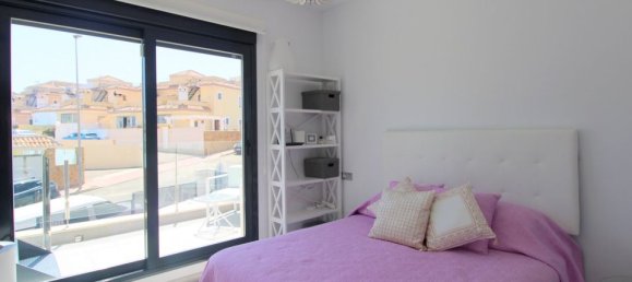 3 غرف نوم فيلا في Alicante, Spain رقم 177095 2