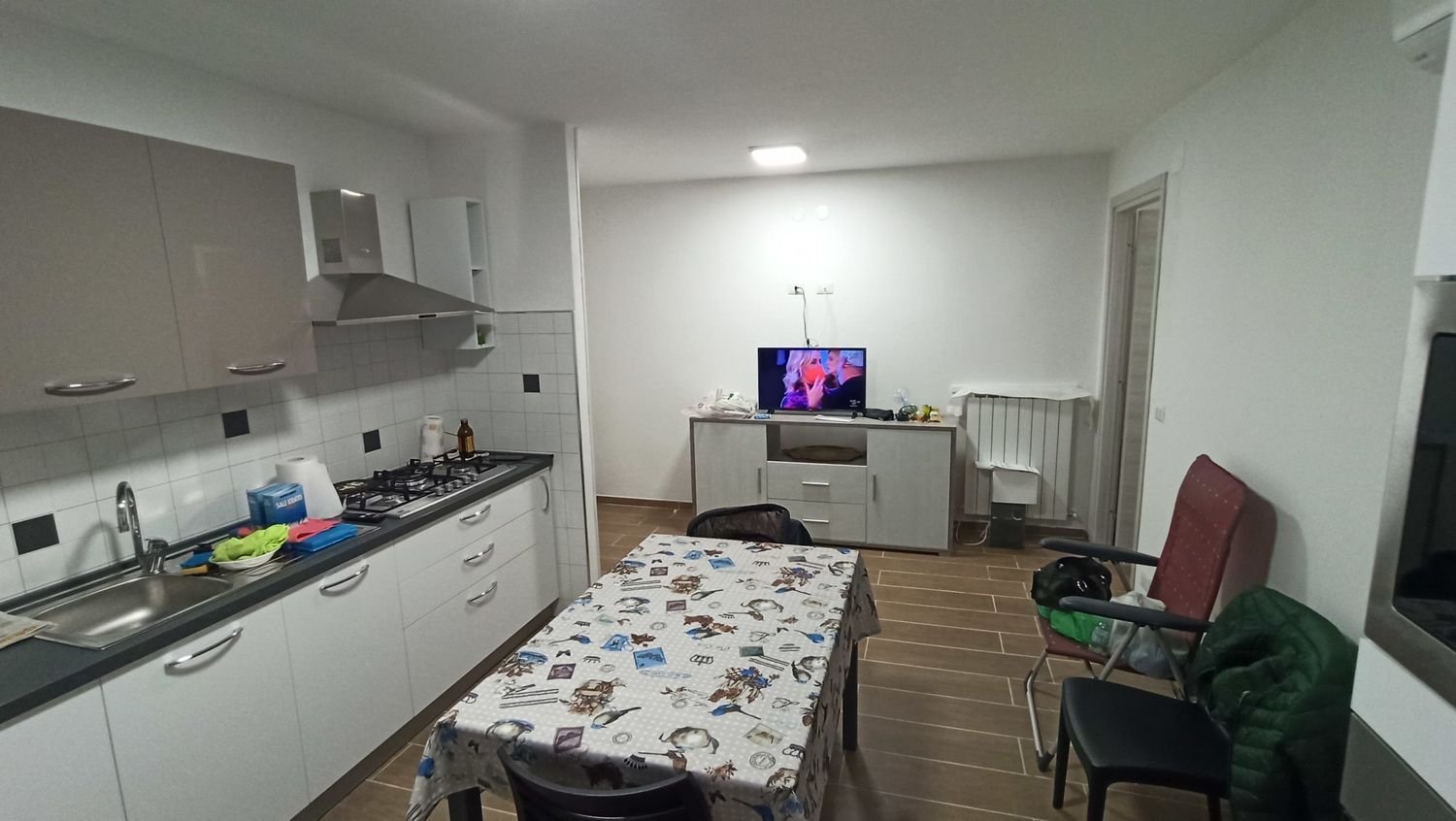 3 rooms Apartment in Carrara, Italy No. 117979