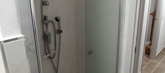 3 rooms Apartment in Carrara, Italy No. 117979 9